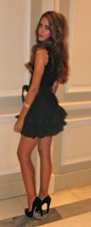 Clara Alonso feet photo thumbnail