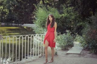 Clara Alonso feet photo thumbnail