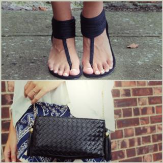 Clara Alonso feet photo thumbnail