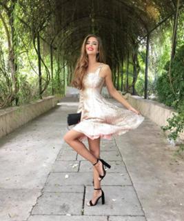 Clara Alonso feet photo thumbnail