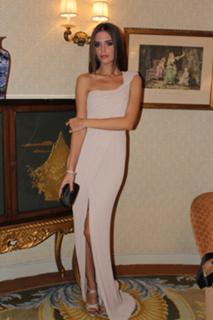 Clara Alonso feet photo thumbnail