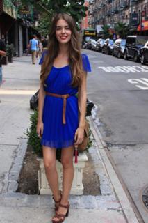Clara Alonso feet photo thumbnail
