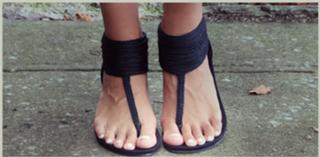 Clara Alonso feet photo thumbnail