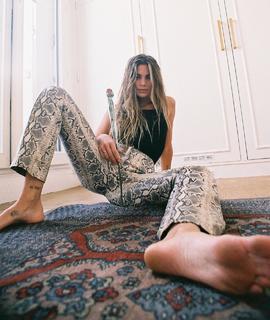 Clara Berry feet photo 6