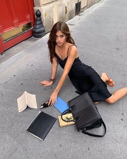 Clara Berry feet photo 3