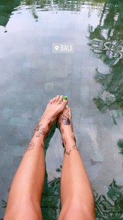Clara Berry feet photo 5