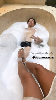 Clara Berry feet photo 3