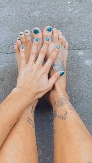 Clara Berry feet photo 3