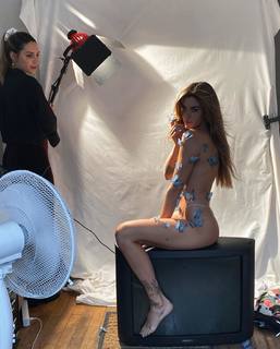 Clara Berry feet photo 8