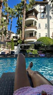 Clara Berry feet photo 1