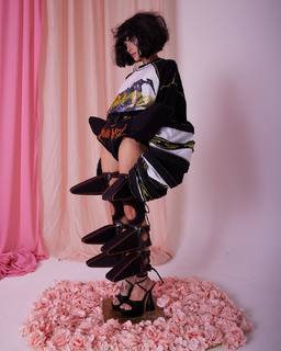 Clara Berry feet photo 7