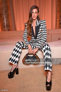 Clara Berry feet photo 2
