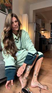 Clara Berry feet photo 8