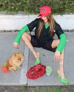Clara Berry feet photo 4