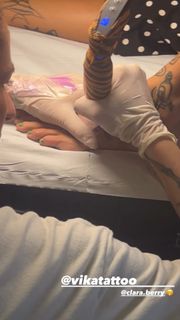 Clara Berry feet photo 19