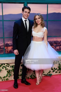 Clara Galle feet photo thumbnail