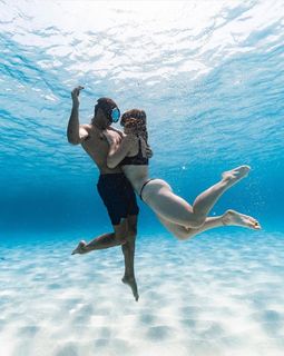 Clara Galle feet photo thumbnail