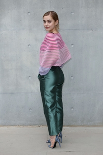 Clara Galle feet photo thumbnail