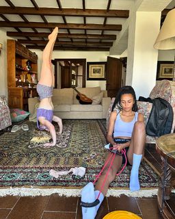 Clara Galle feet photo thumbnail