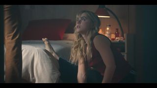 Clara Galle feet photo thumbnail