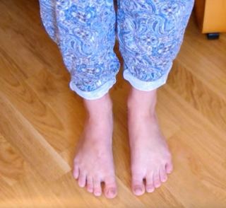 Clara Henry feet photo 1
