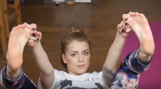 Clara Henry feet photo 10