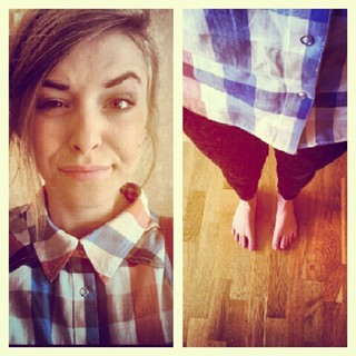 Clara Henry feet photo 11