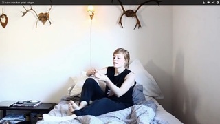 Clara Henry feet photo 9