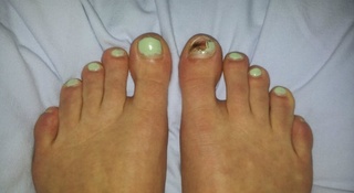 Clara Henry feet photo 1