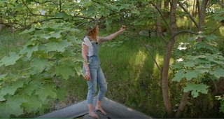Clara Henry feet photo 11