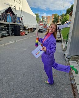 Clara Henry feet photo 15
