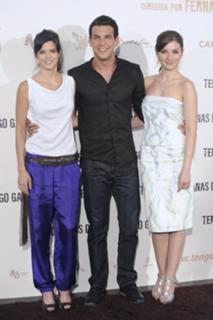 Clara Lago feet photo thumbnail