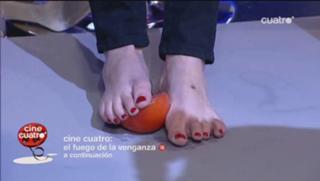 Clara Lago feet photo thumbnail