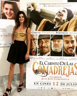 Clara Lago feet photo thumbnail