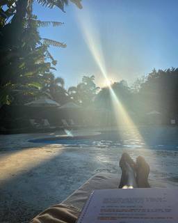 Clara Lago feet photo thumbnail