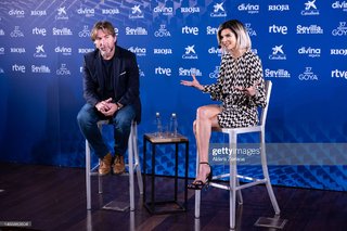 Clara Lago feet photo thumbnail