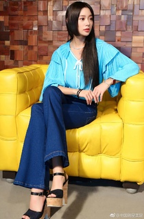 Clara Lee feet photo 13