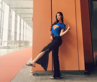 Clara Lee feet photo 17
