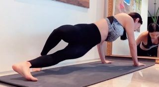 Clara Lee feet photo 14