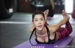 Clara Lee feet photo 2
