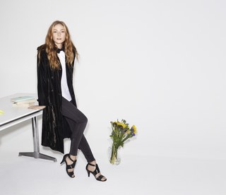 Clara Paget feet photo 10