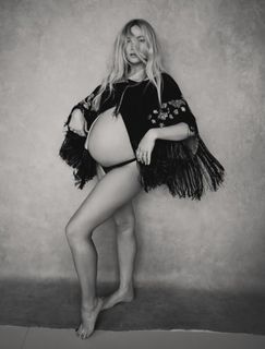 Clara Paget feet photo 11