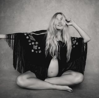 Clara Paget feet photo 5