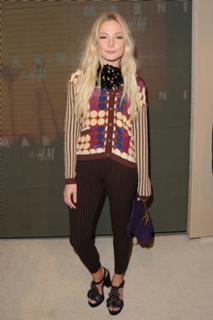 Clara Paget feet photo 3