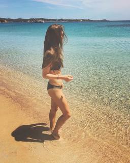 Clara Rugaard feet photo 13