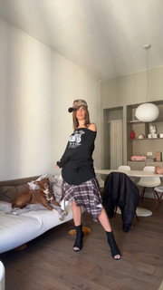 Clara Soccini feet photo thumbnail