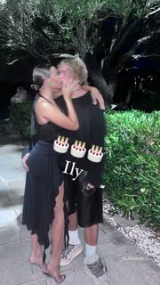 Clara Soccini feet photo thumbnail