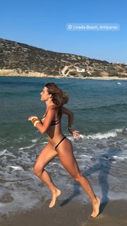 Clara Soccini feet photo 7