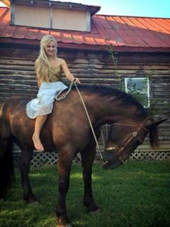 Clare Bowen feet photo 17