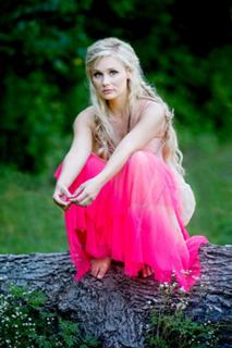 Clare Bowen feet photo 14
